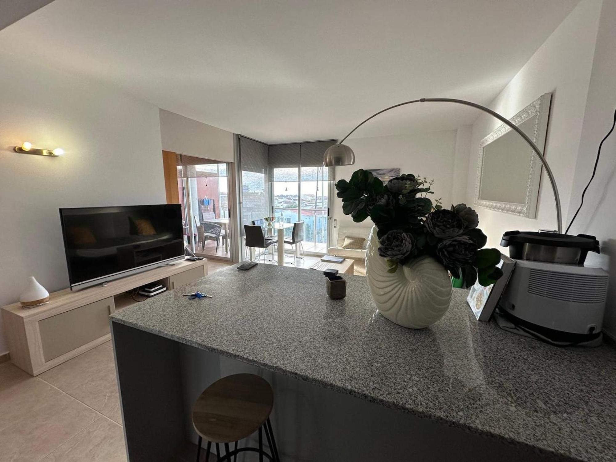 Apartamento En Roses Con Vistas Al Canal Y Piscina Exterior photo